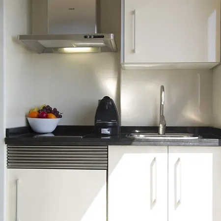Apartment Wellrenting - Aticos Riscal *