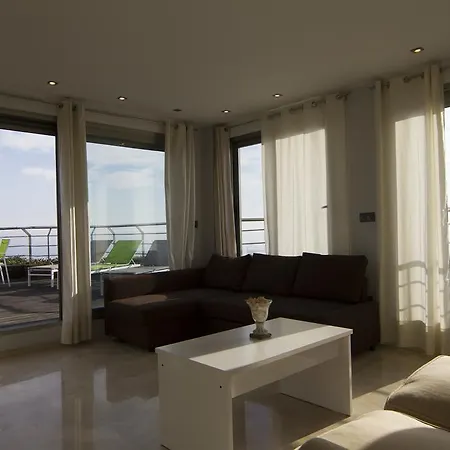 Wellrenting - áticos Riscal