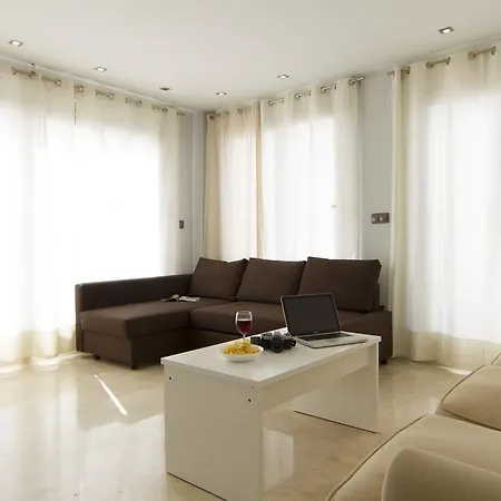 Apartment Wellrenting - Aticos Riscal
