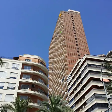 Wellrenting - Aticos Riscal * Alicante