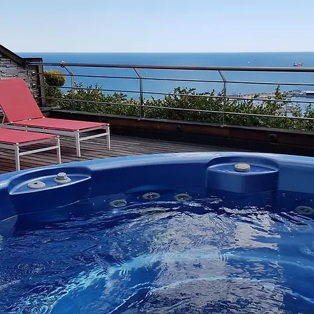 Wellrenting - Aticos Riscal * Alicante